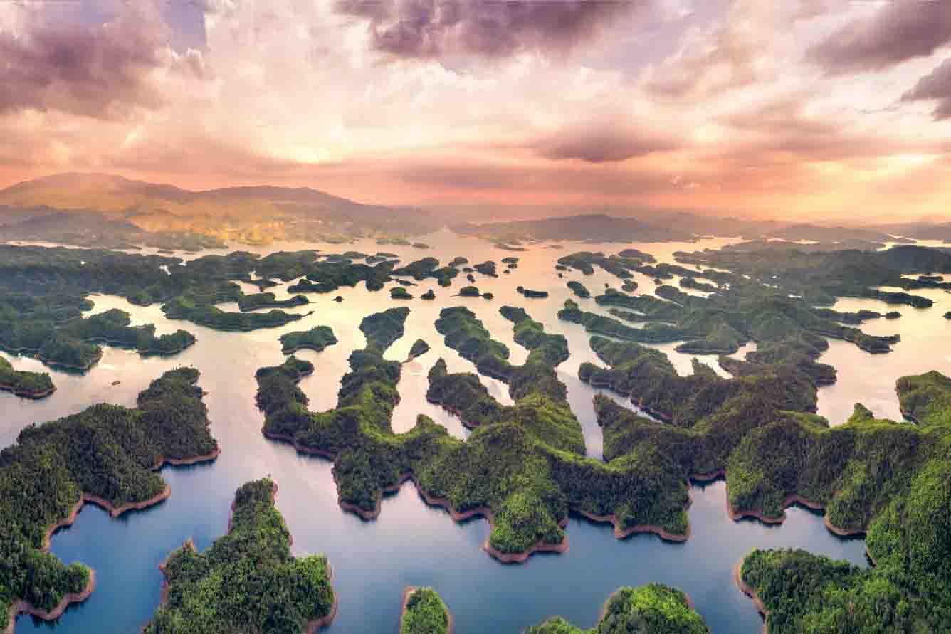 探索越南秘境千島湖，無私公開從南到北交通大全！